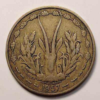 布加迪🐬～世界钱币(上海)🌾第 264 期 /  各国套币和散币 - 法属～多哥🇹🇬 1957年 10法郎