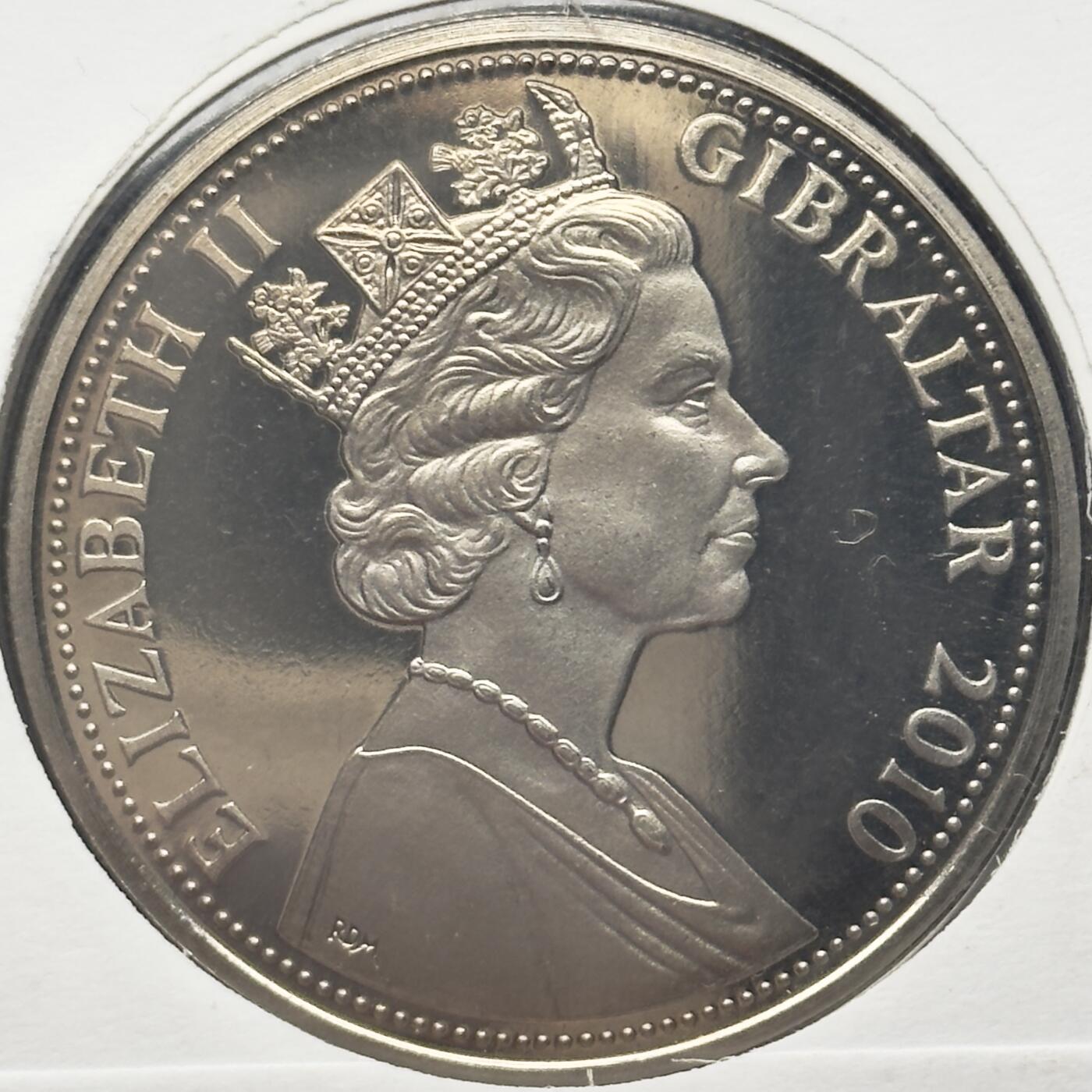 ＜小葵钱铺＞第67期·克朗币·银币场·满200包邮，不寄存·12月15日发货 〈邮币封〉直布罗陀2010年战争中的英国·伦敦消防员1克朗纪念币