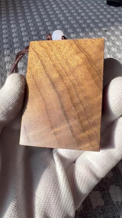 零元拍：NO.3金丝楠牌子，香喷喷的小金砖，金光闪闪，64.5/46/12.5MM