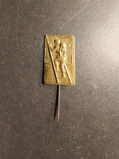 老王徽章第169期 - 法国徒步行军纪念针插