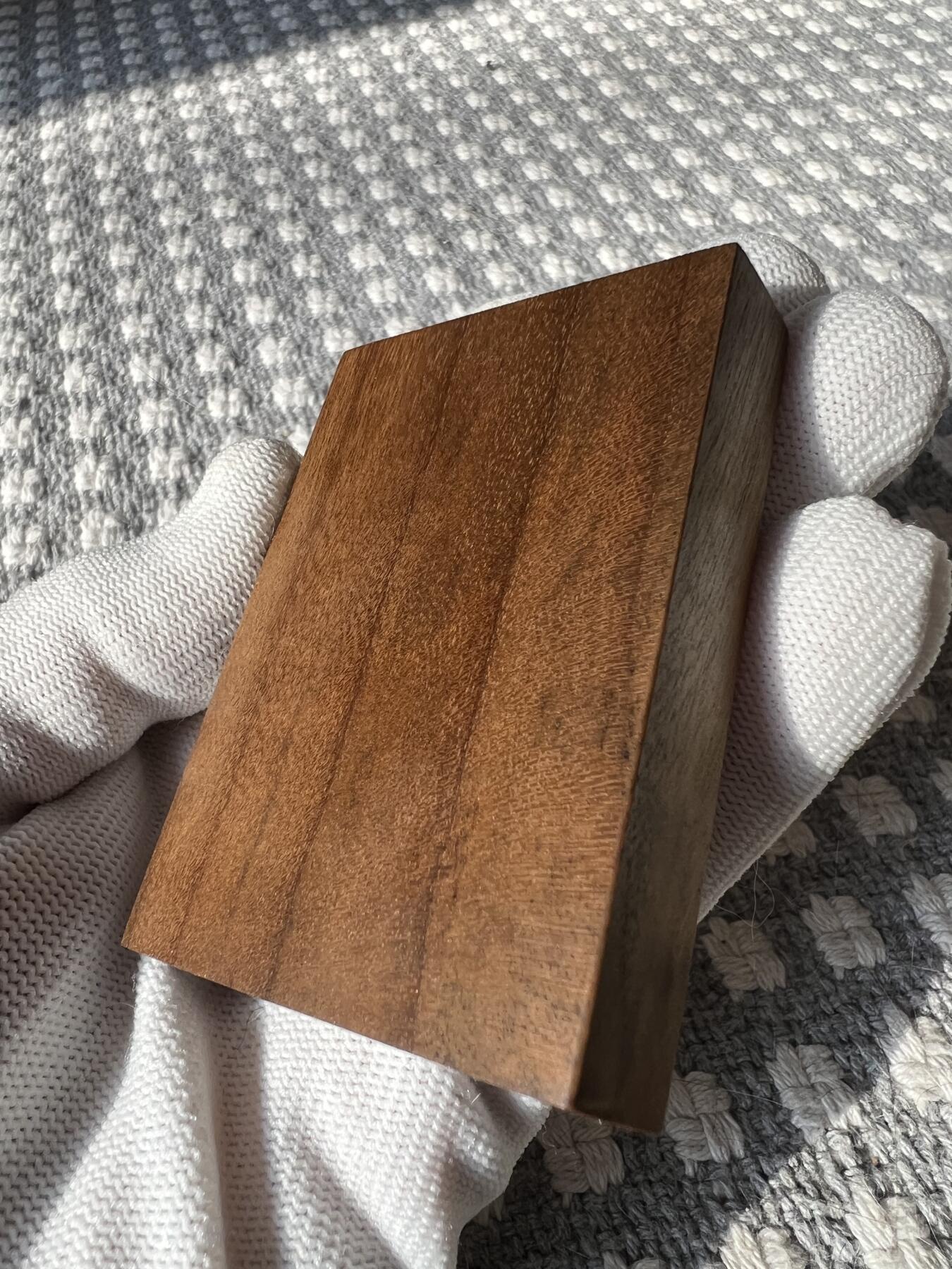 零元拍：NO.2 金丝楠牌子，香喷喷的小金砖，金光闪闪，70/48.5/14MM