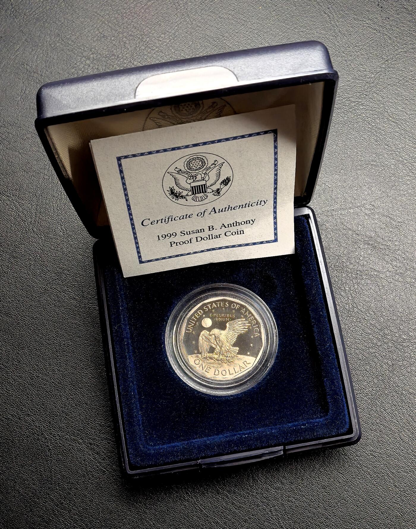 凡希社世界钱币微拍月度大拍（2025/12） 1999美国苏珊Dollar精铸原厂盒证