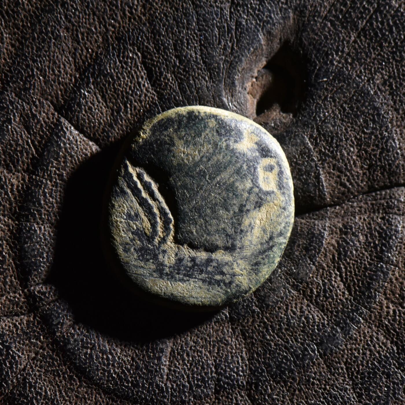 【良泉】【元旦直播场】1月1日晚19.30点开拍！208组西方古代钱币、日本朝鲜花钱 公元前110-96年【纳巴泰王国】阿雷塔斯二世发行的“胜利女神”铜币，3.21克