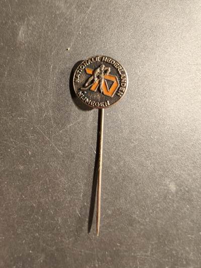 老王徽章第169期 - 荷兰奈梅亨市针插