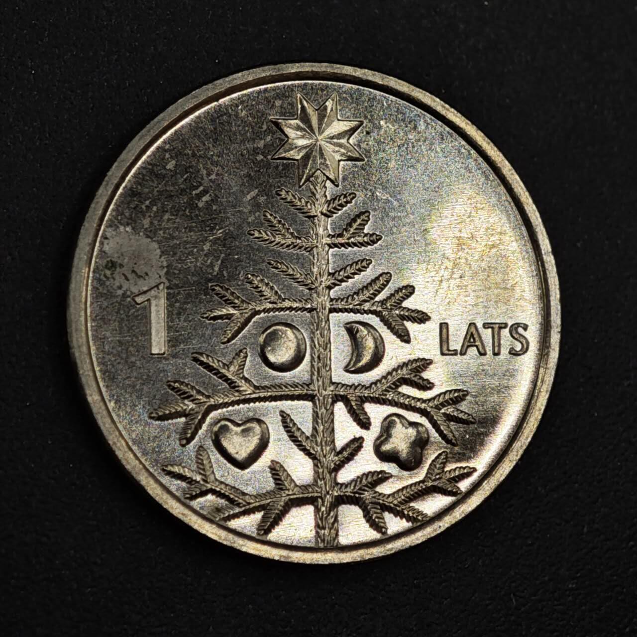 【淘币小摊】实时拍第八百二十六拍   散币场   满百包邮可预留二周 每周一统一发货   拉脱维亚2009年1拉特圣诞树纪念币