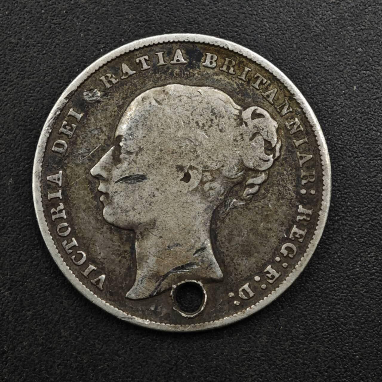 【淘币小摊】实时拍第八百二十七拍   散币场   满百包邮可预留二周 每周一统一发货   英国1844年维多利亚一先令银币