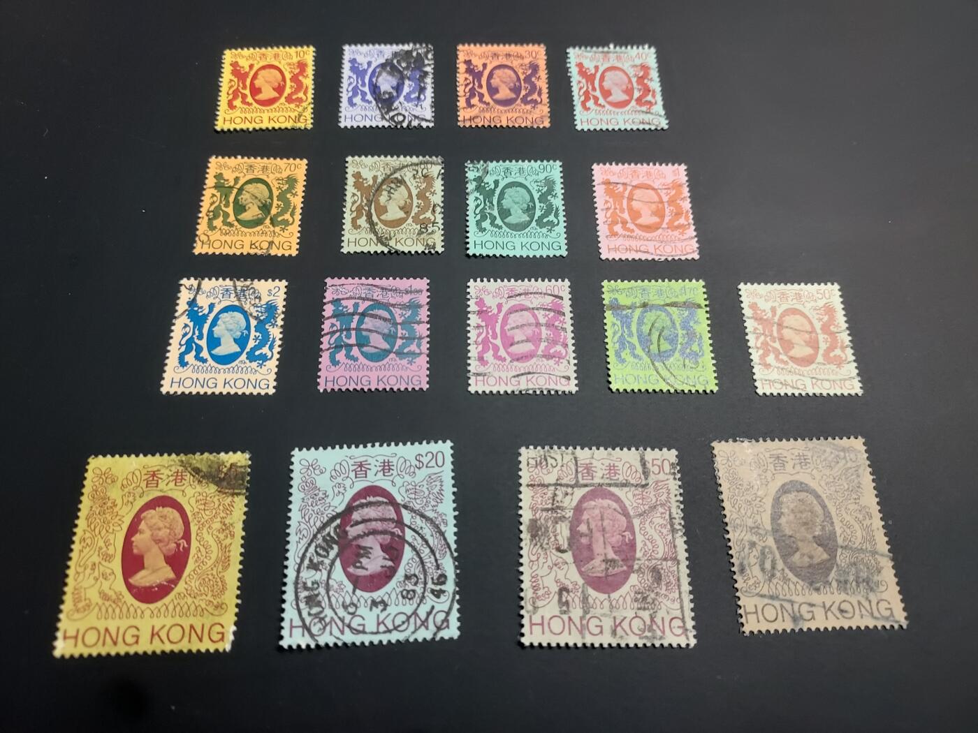 博彦收藏  TM 12月20日 8点 邮票专场 全场包邮 香港狮龙普票一组，个别瑕疵，大部分上品