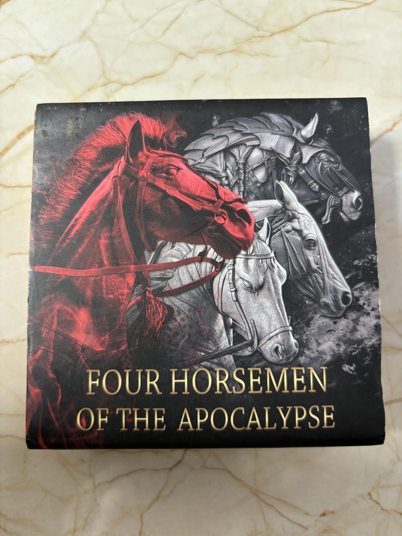 第186期拍卖 纽埃2019年天启四骑士系列红马骑士2盎司高浮雕渡金纪念银币，999银，发行量500枚