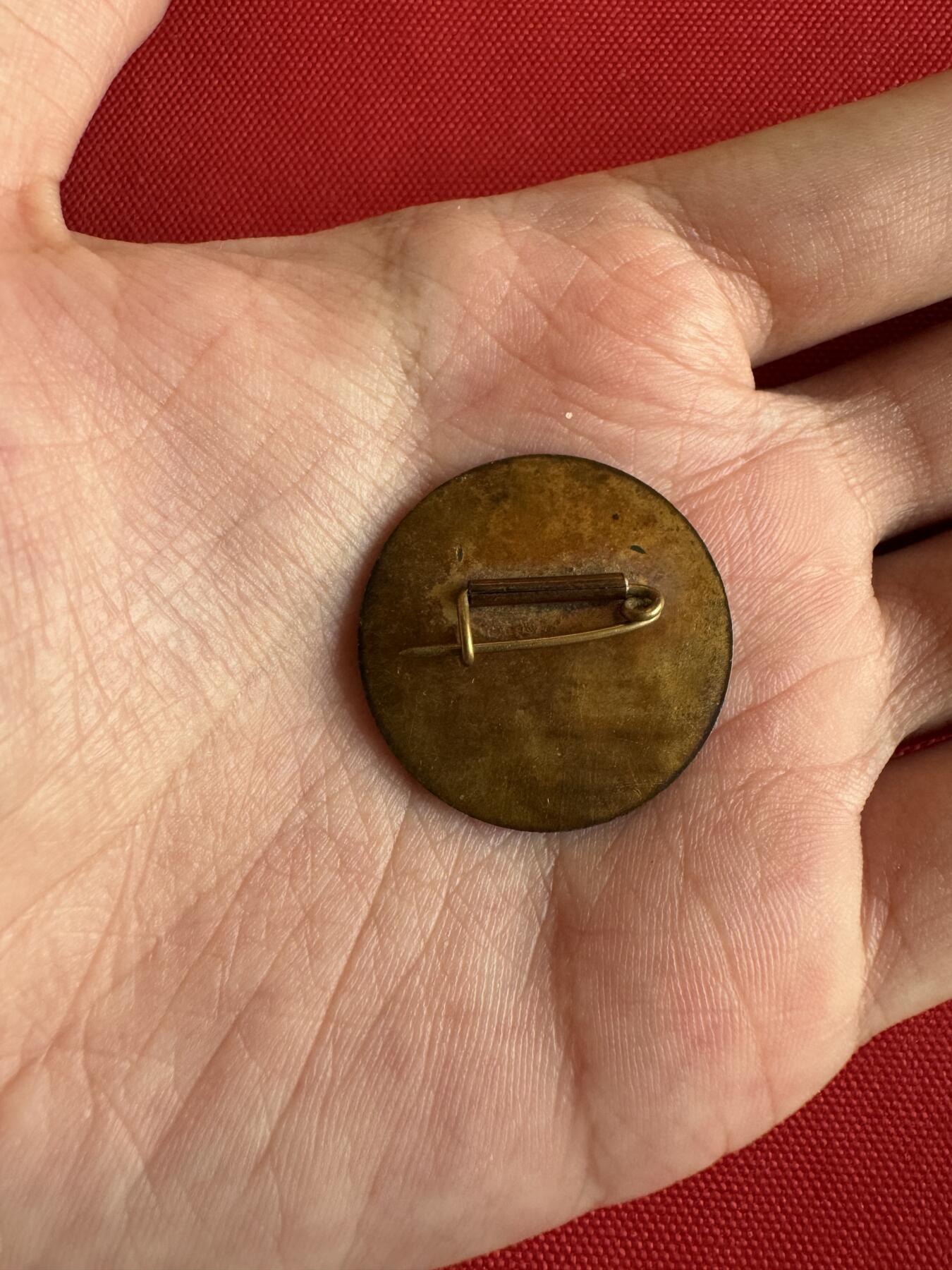 五哥徽章群   14号周日晚上八点4群联拍 铜章