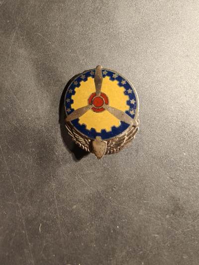 老王徽章第169期 - 美国二战陆军航空兵航空勤务司令部证章      925银     二战时期横针版     带厂标