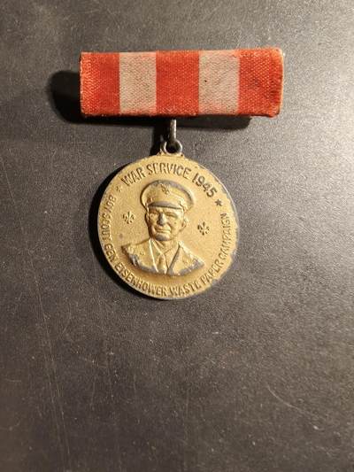 老王徽章第169期 - 美国1945年艾森豪威尔将军童子军废纸回收运动战争服务奖章