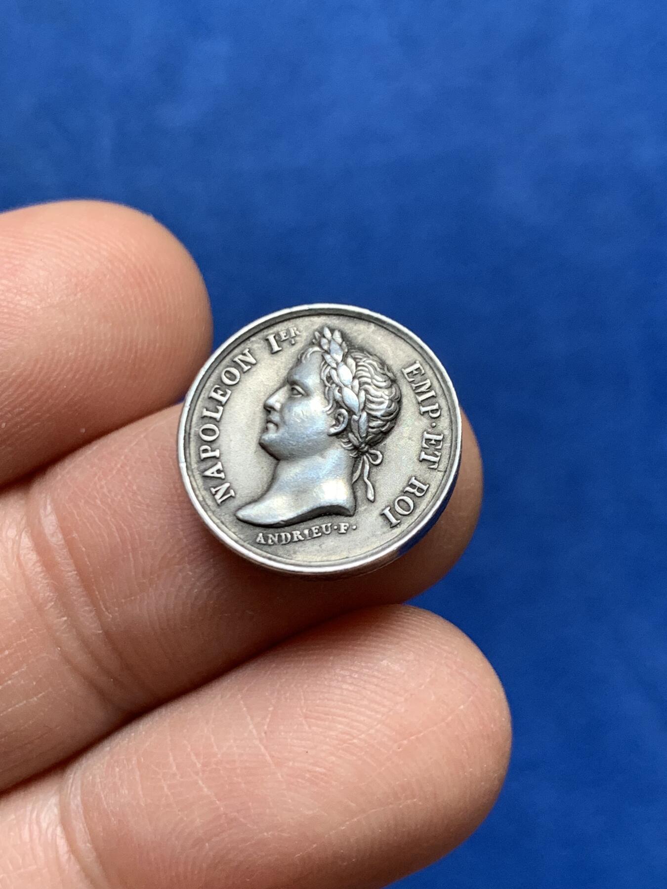 《竞宝斋》第447场 周日，周一，2场连拍 （全场包邮） 法国拿破仑一世婚礼小银章 3.25克 16.1mm 丰饶角银标