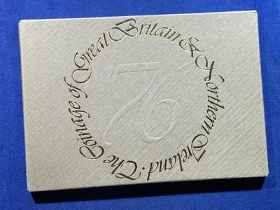 《竞宝斋》第447场 周日，周一，2场连拍 （全场包邮） - 英国1976年 精制套币 6枚币和1枚章 状态很美 细节见图