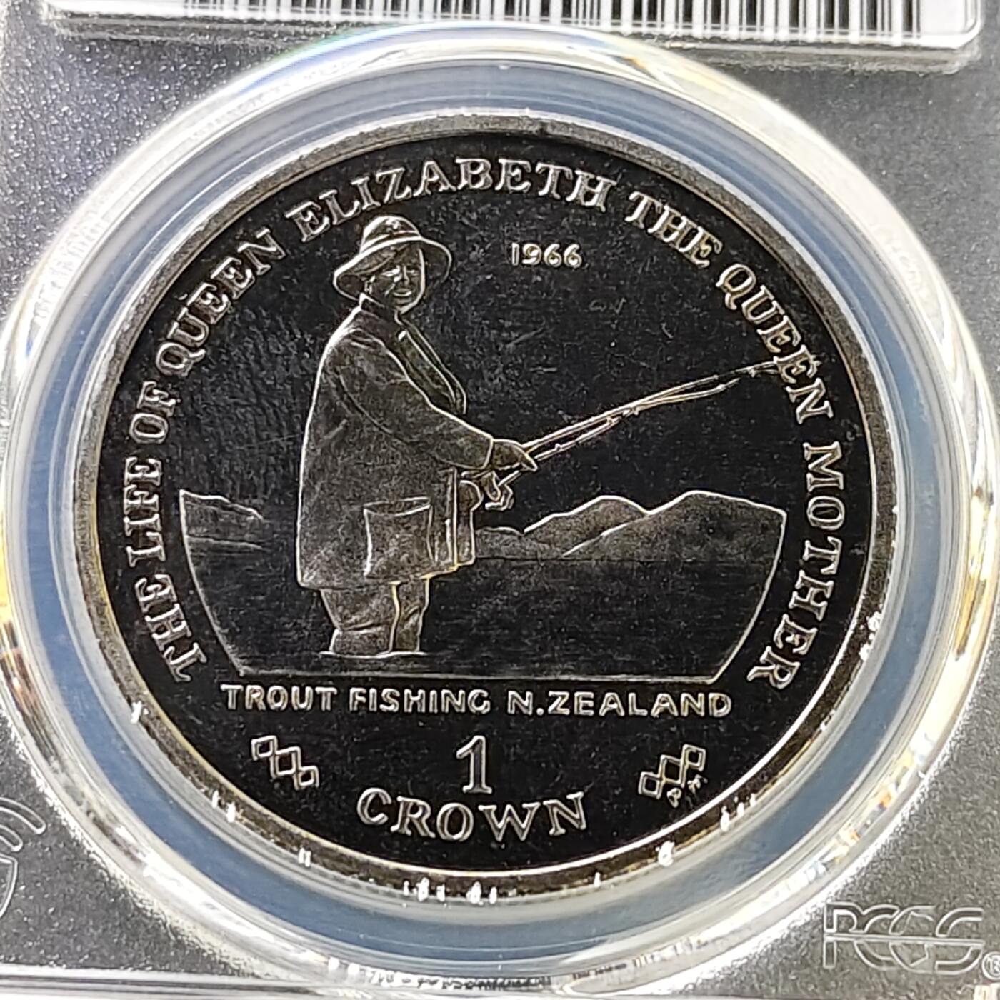 【全场包邮】纯粹捡漏拍487场（免费代拍第24场） 【收藏级·冠军分】直布罗陀2002年1克朗女王母亲伊丽莎白皇太后重要时刻系列新西兰钓鱼克朗型纪念币-PCGS MS67