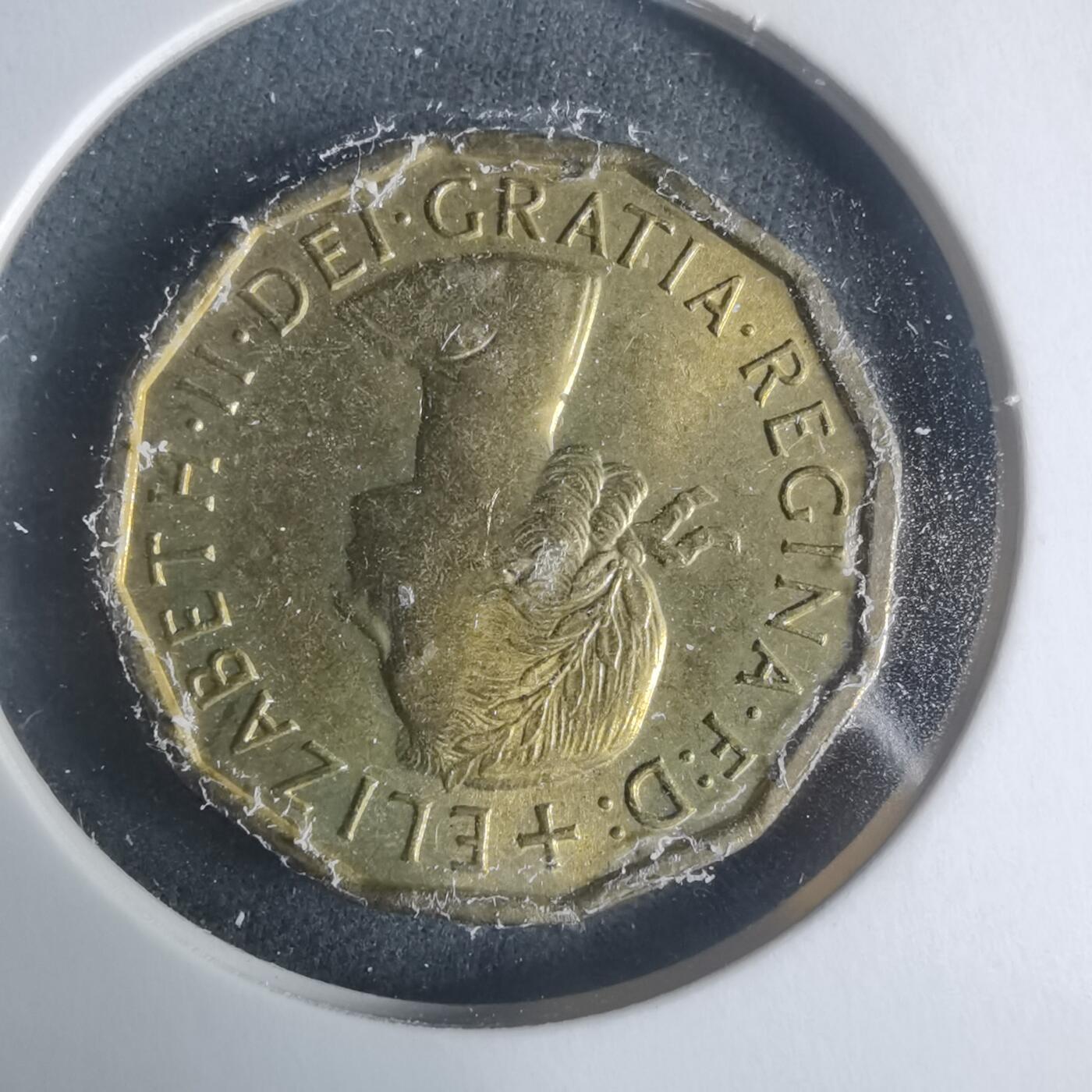 沼泽如烟--第931场 英国1962年3便士