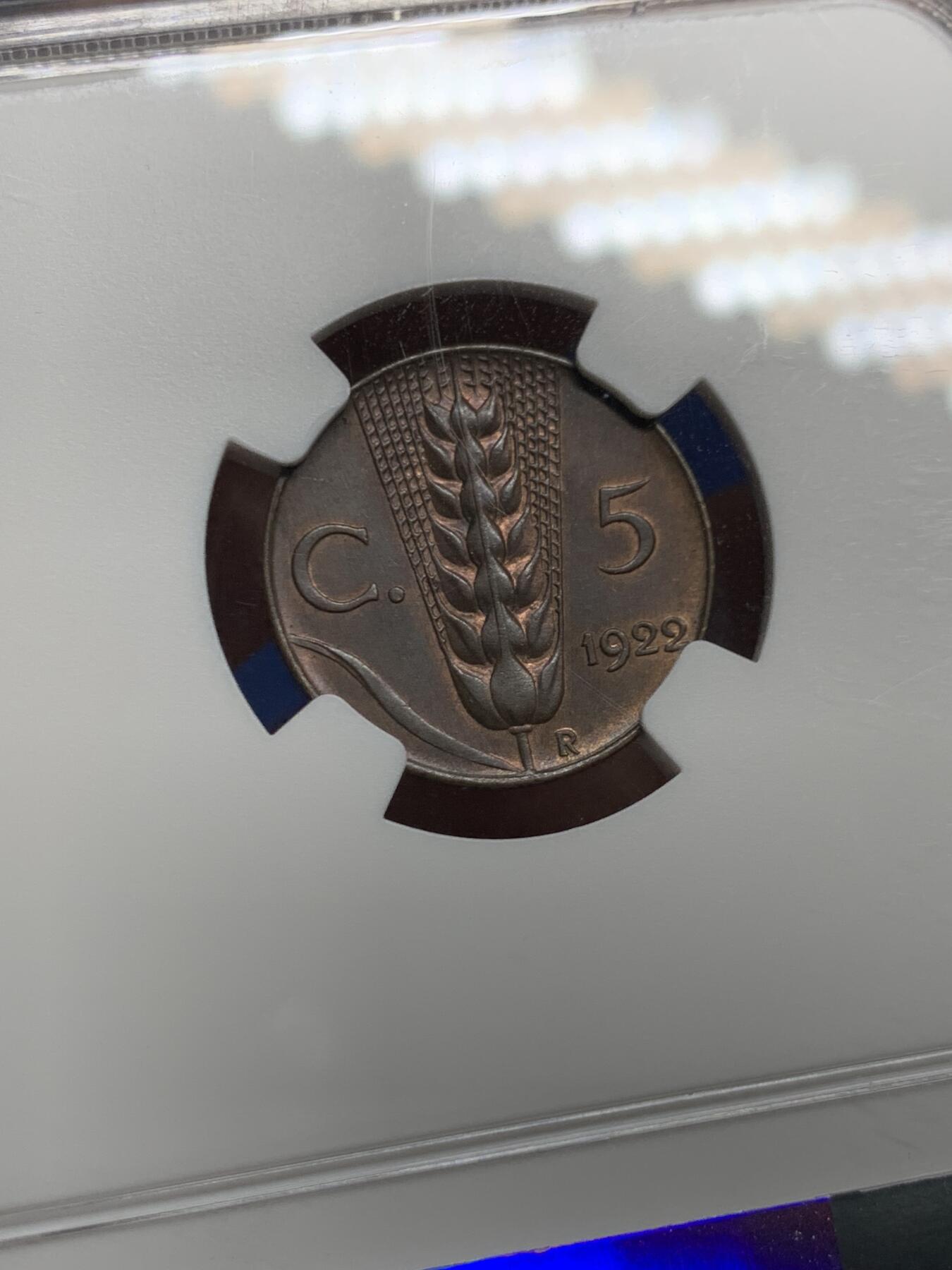 《竞宝斋》第447场 周日，周一，2场连拍 （全场包邮） NGC MS63BN 意大利1922年麦穗五分铜币，意大利经典品种，巧克力包浆十分好看