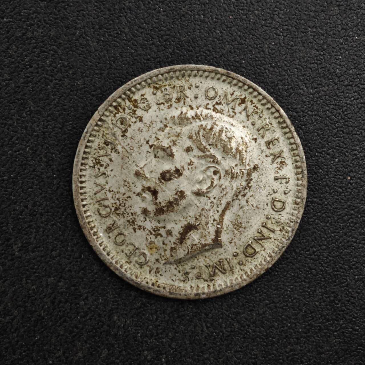 【淘币小摊】实时拍第八百二十七拍   散币场   满百包邮可预留二周 每周一统一发货   澳大利亚1943年乔治六世3便士银币