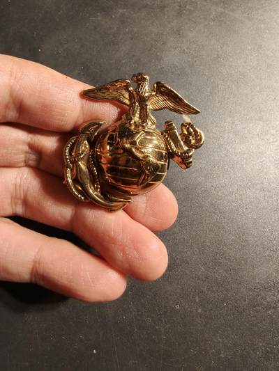 老王徽章第169期 - 美国海军陆战队大檐帽帽徽