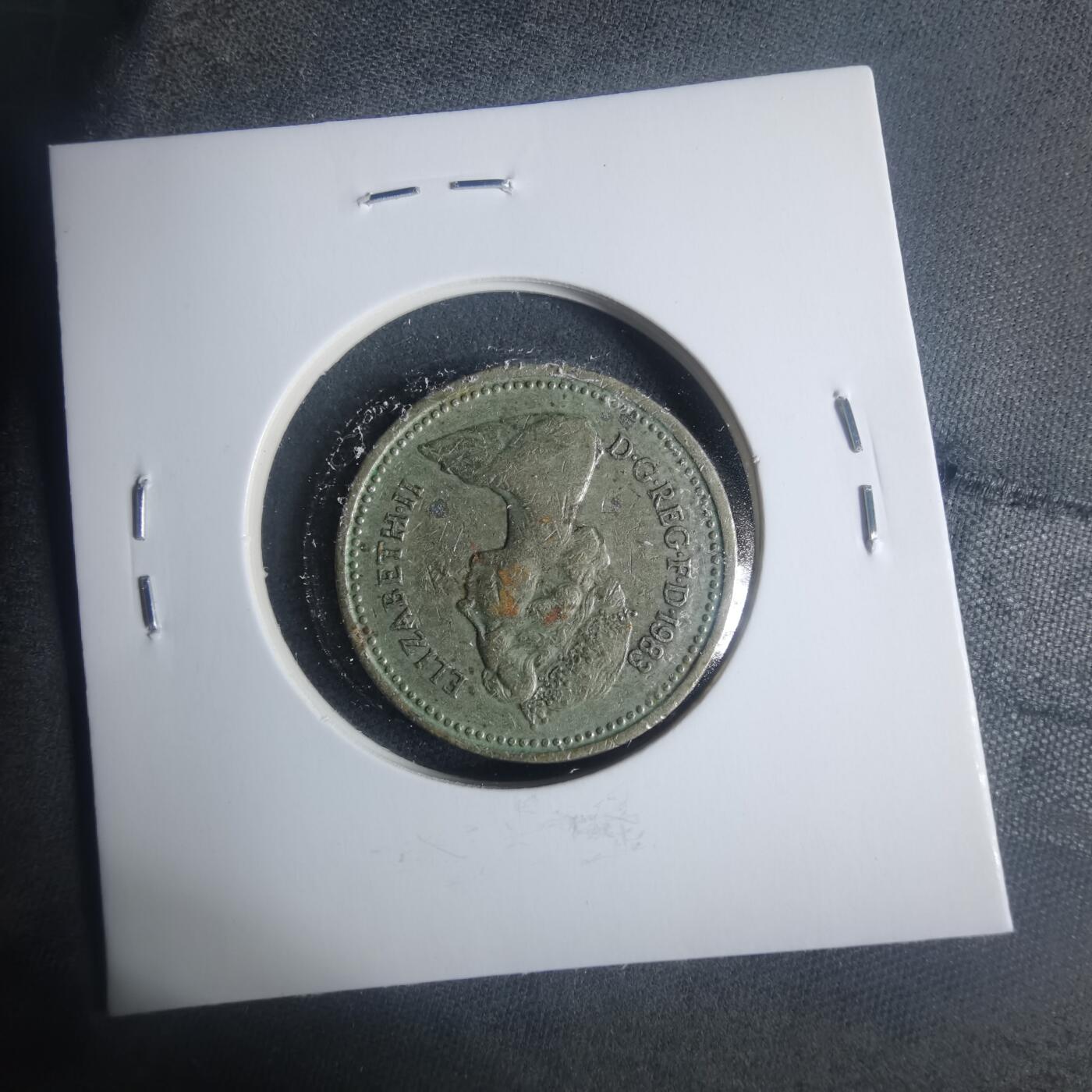 沼泽如烟--第931场 英国1983年一磅