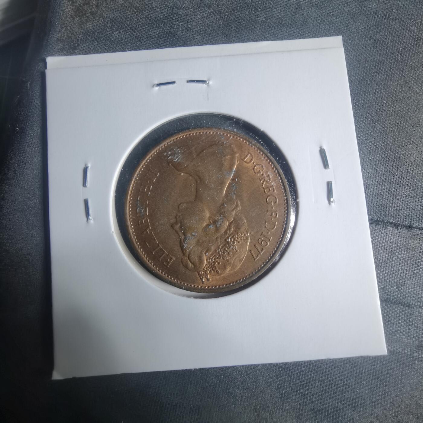 沼泽如烟--第931场 英国1977年2便士