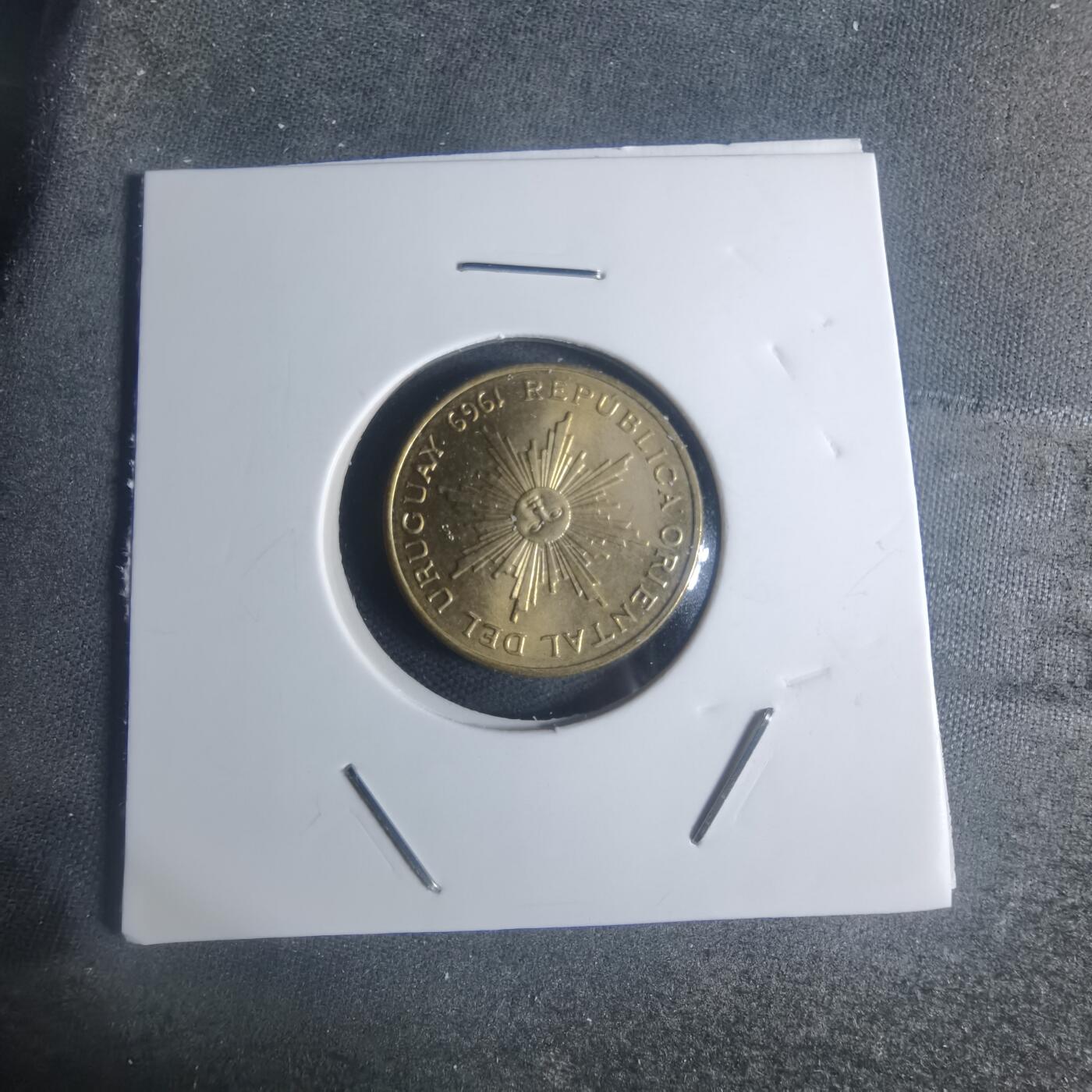 沼泽如烟--第932场 乌拉圭1969年5比索