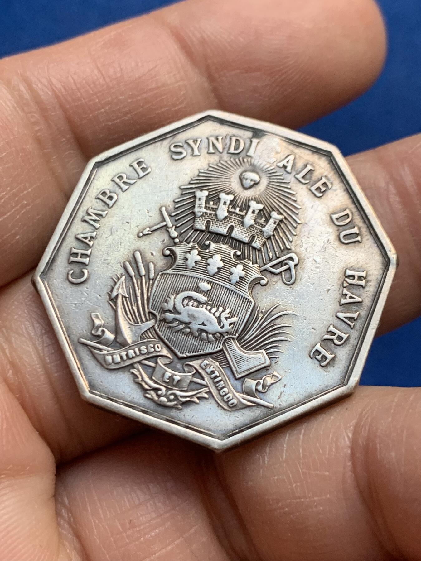 《竞宝斋》第447场 周日，周一，2场连拍 （全场包邮） 法国勒阿弗尔商会八角形银质代币 14.85克 32.4mm 野猪头