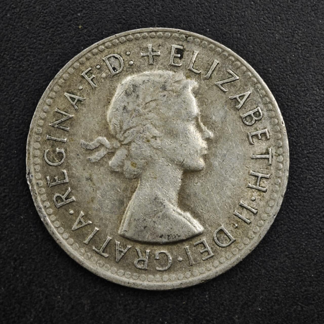 【淘币小摊】实时拍第八百二十七拍   散币场   满百包邮可预留二周 每周一统一发货   澳大利亚1961年伊丽莎白二世1先令银币