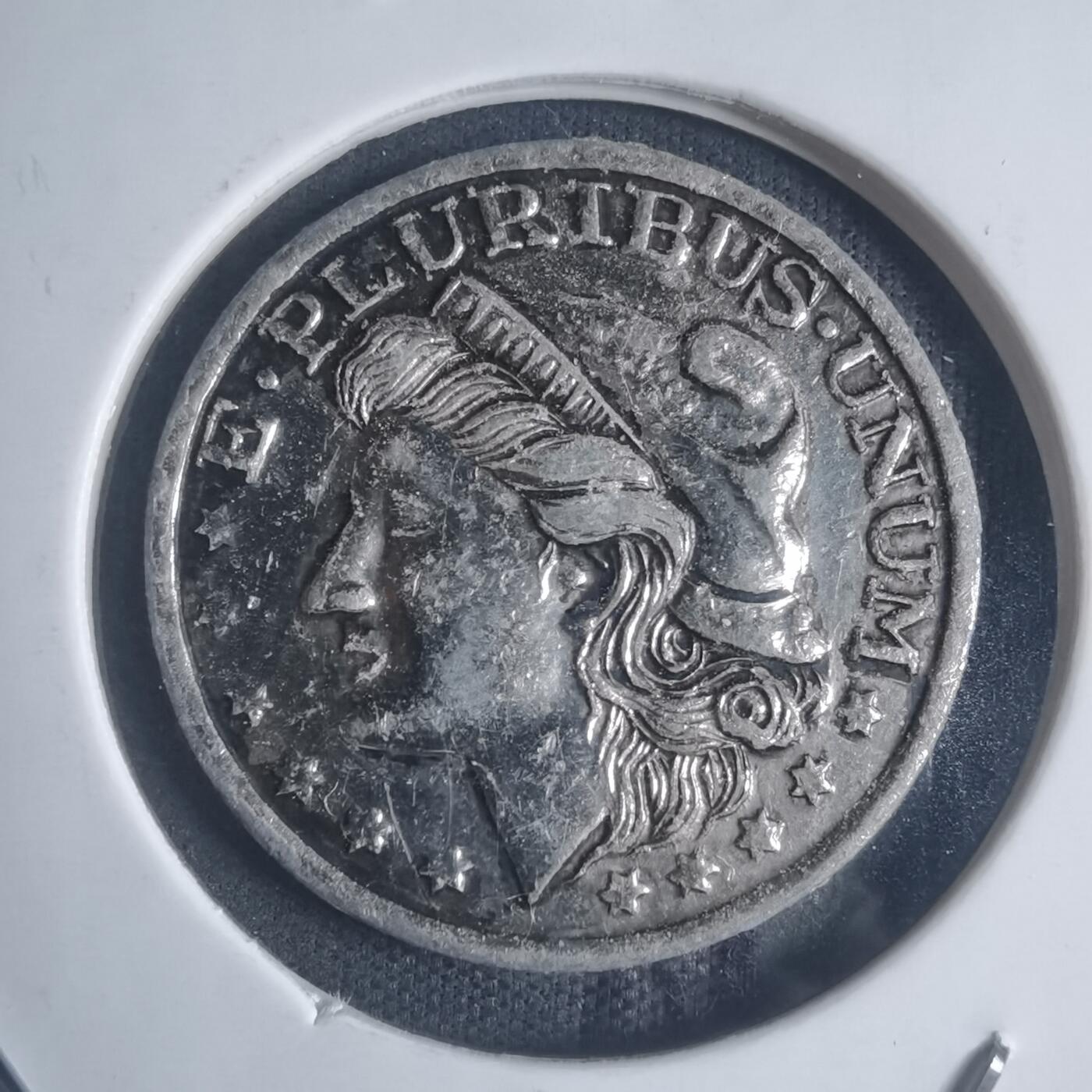 沼泽如烟--第932场 币形章