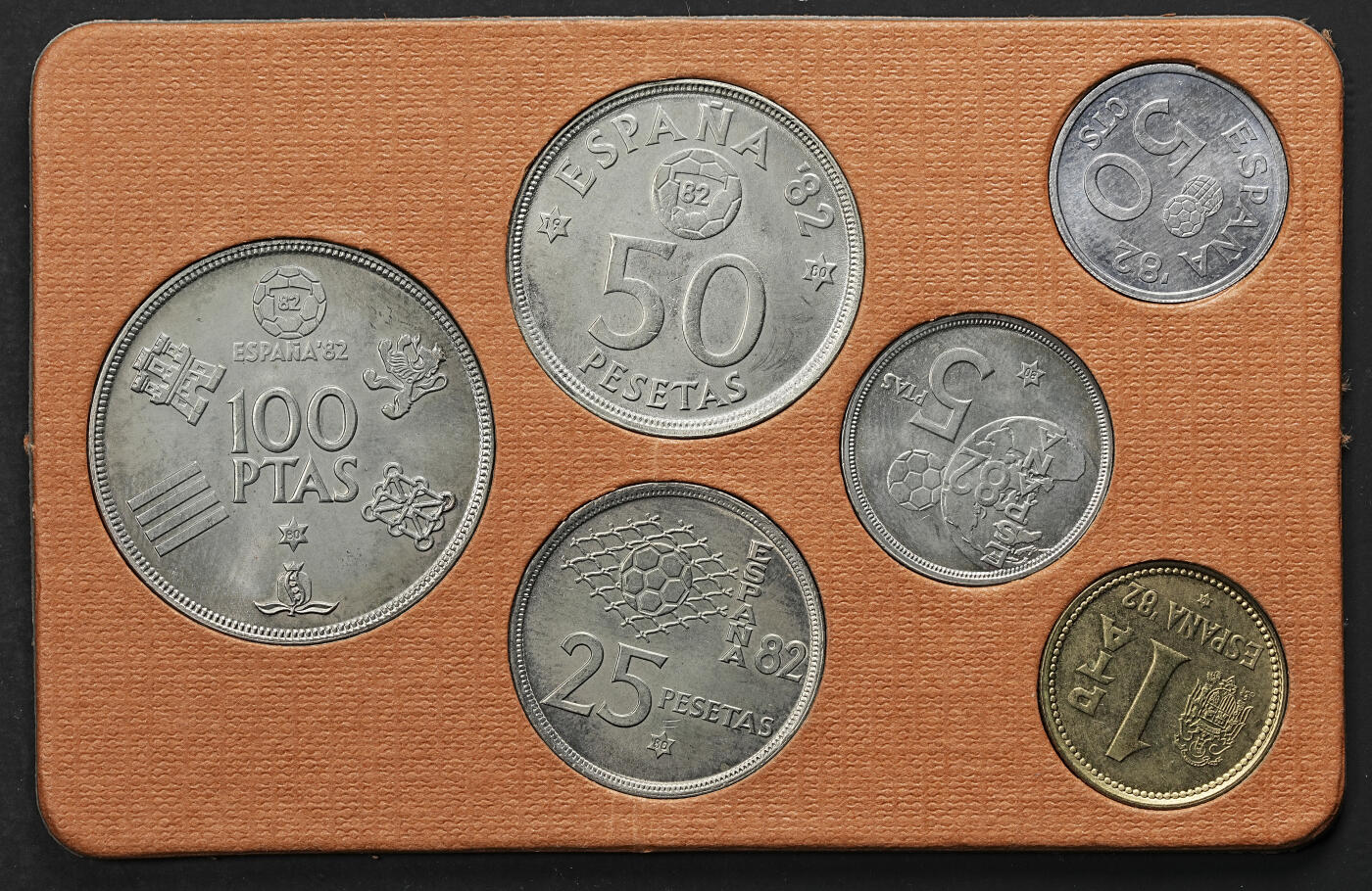 修遠堂世界钱币第九十七期 1982年西班牙世界杯套币 BU品