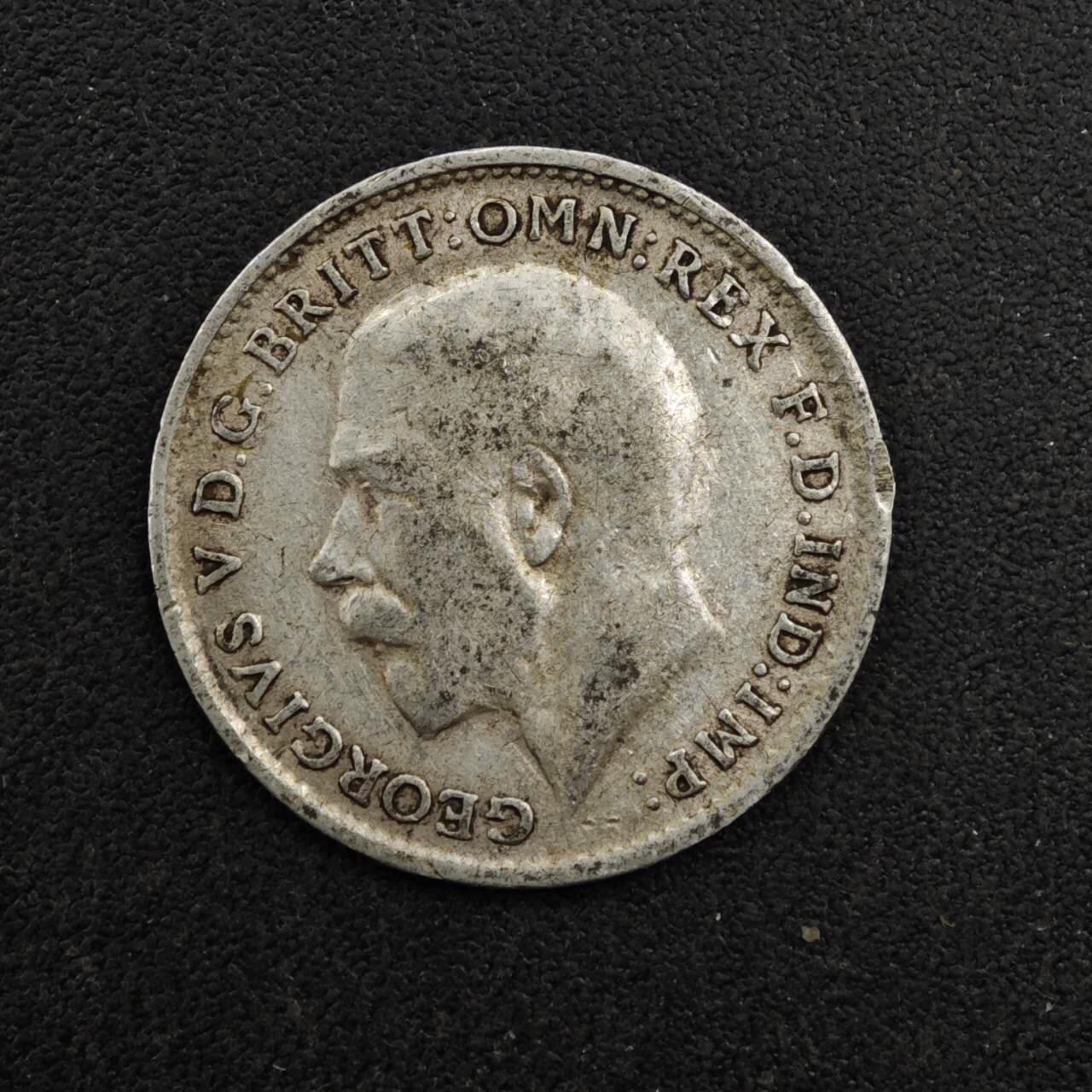 【淘币小摊】实时拍第八百二十七拍   散币场   满百包邮可预留二周 每周一统一发货   英国1918年乔治五世3便士银币