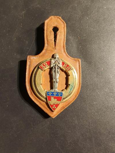 老王徽章第169期 - 法国第32炮兵团证章