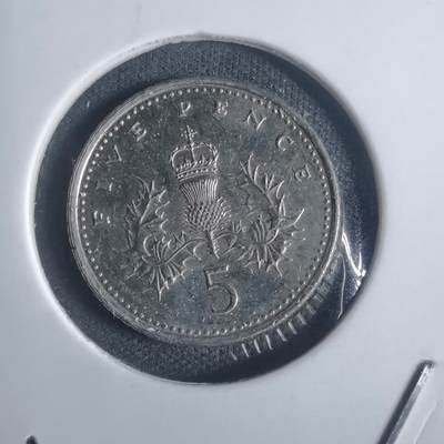 沼泽如烟--第932场 - 英国2002年5便士