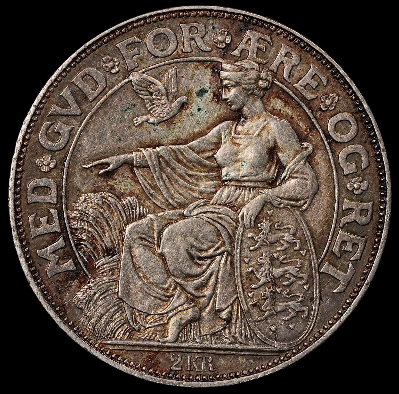 修遠堂世界钱币第九十七期 1903 年丹麦-克里斯蒂安九世在位 40 周年纪念 2 克朗银币 15g，含银80%