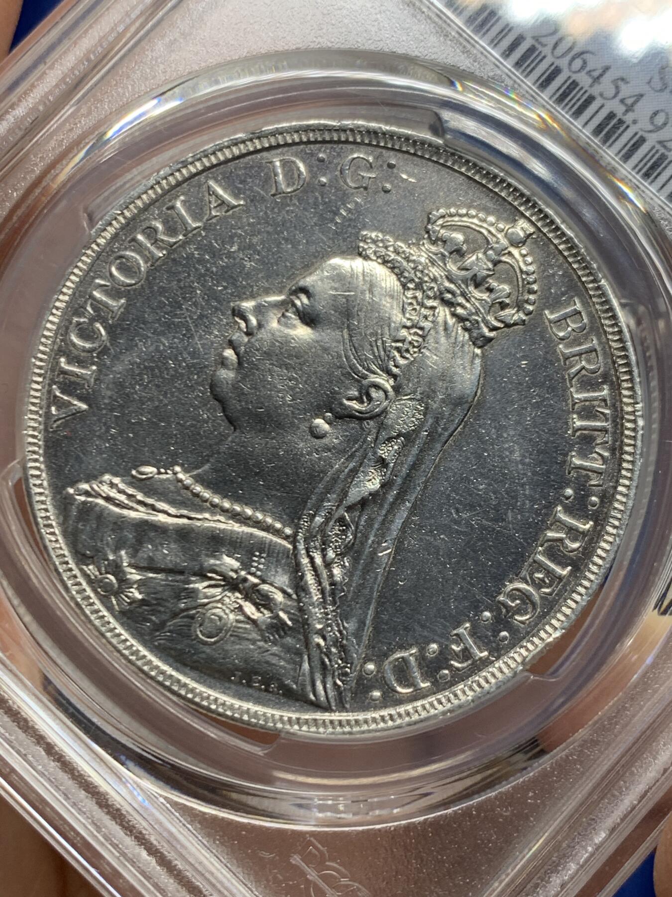 《竞宝斋》第447场 周日，周一，2场连拍 （全场包邮） PCGS AUD 英国1890年维多利亚高冠马剑银币