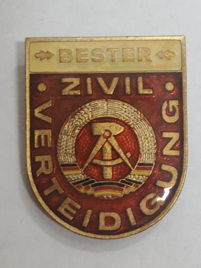 韵星假日拍卖第三十二期 -- Rimey Holidays Auction 32 - 民主德国优秀民防服务奖章