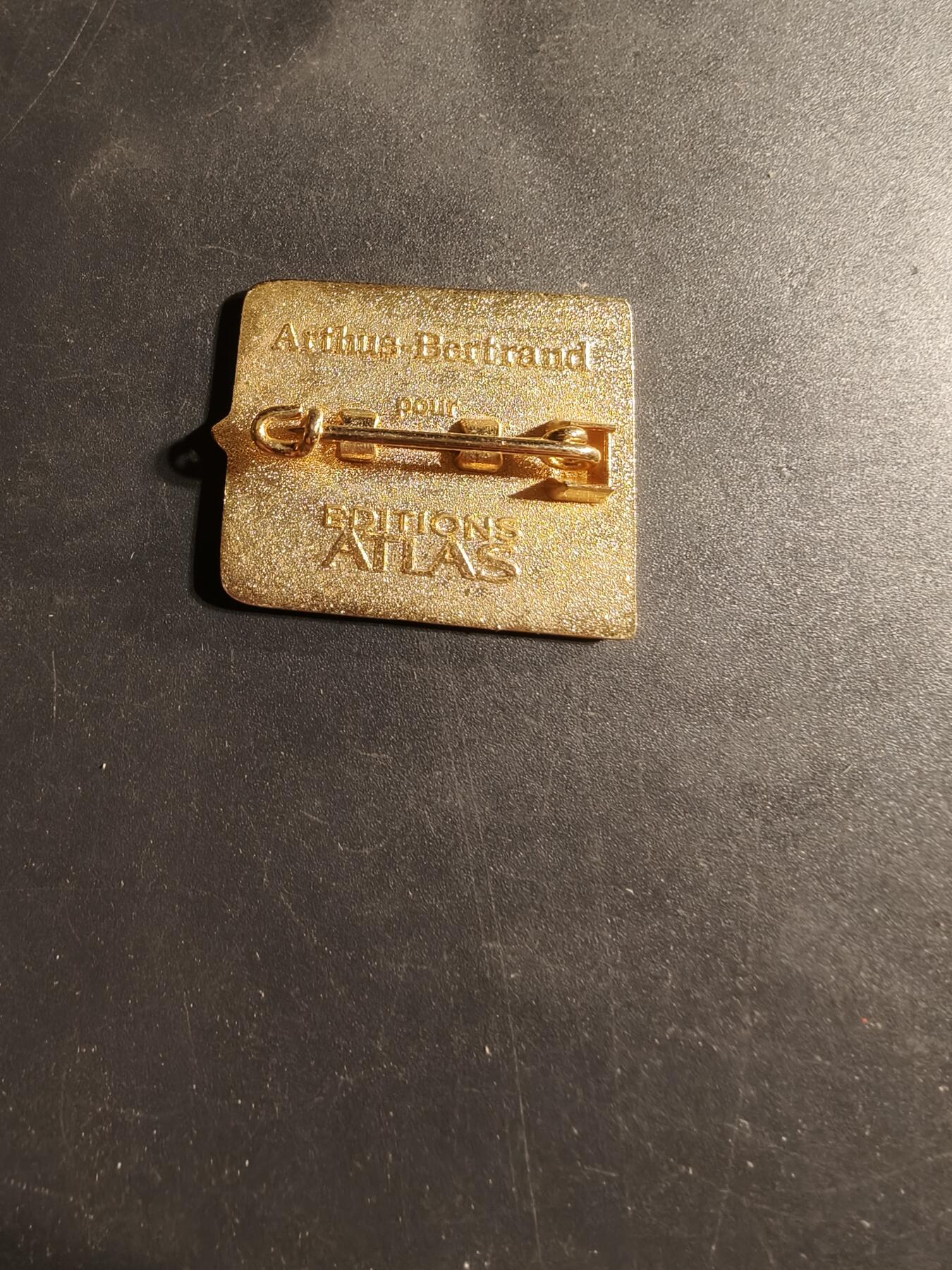 老王徽章第169期 法国第4炮兵团证章