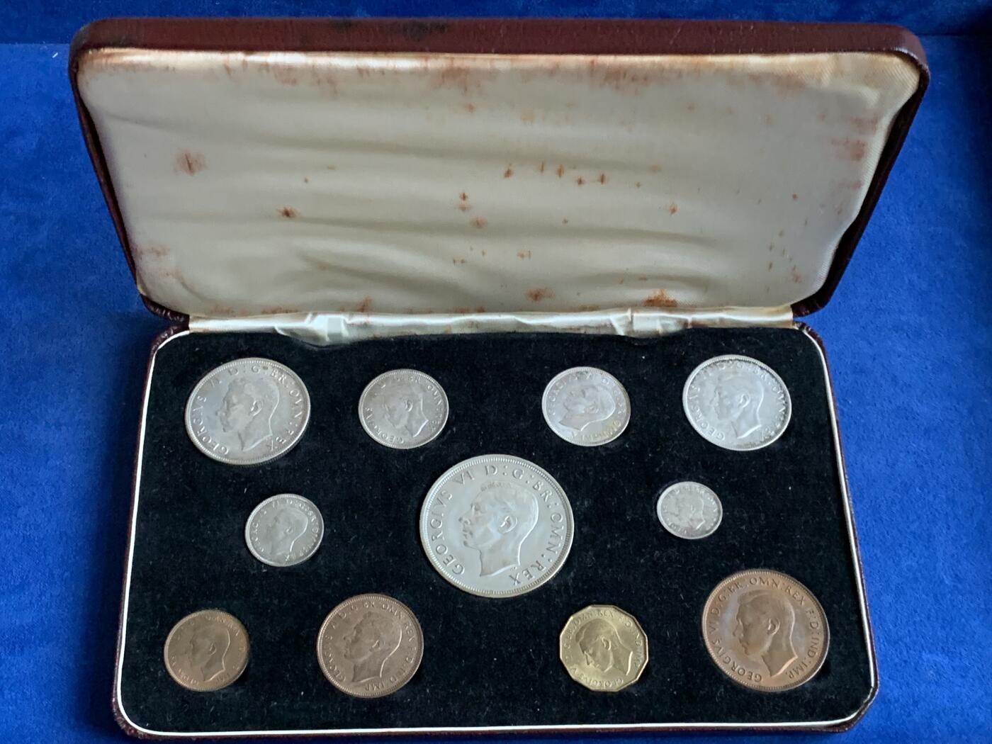 《竞宝斋》第447场 周日，周一，2场连拍 （全场包邮） 1937年乔治六世登基首发套币11枚装 7银4铜 细节见图