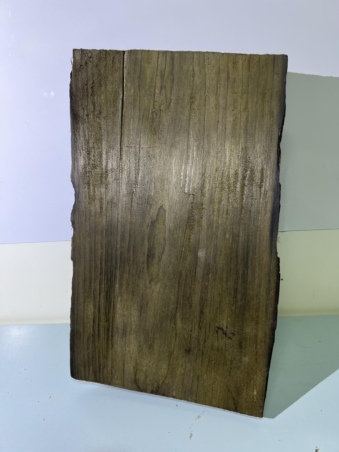 零元拍：B1-2 金丝楠 牌子料  带皮 满金丝 果香满满 尺寸：33/20/2.8CM