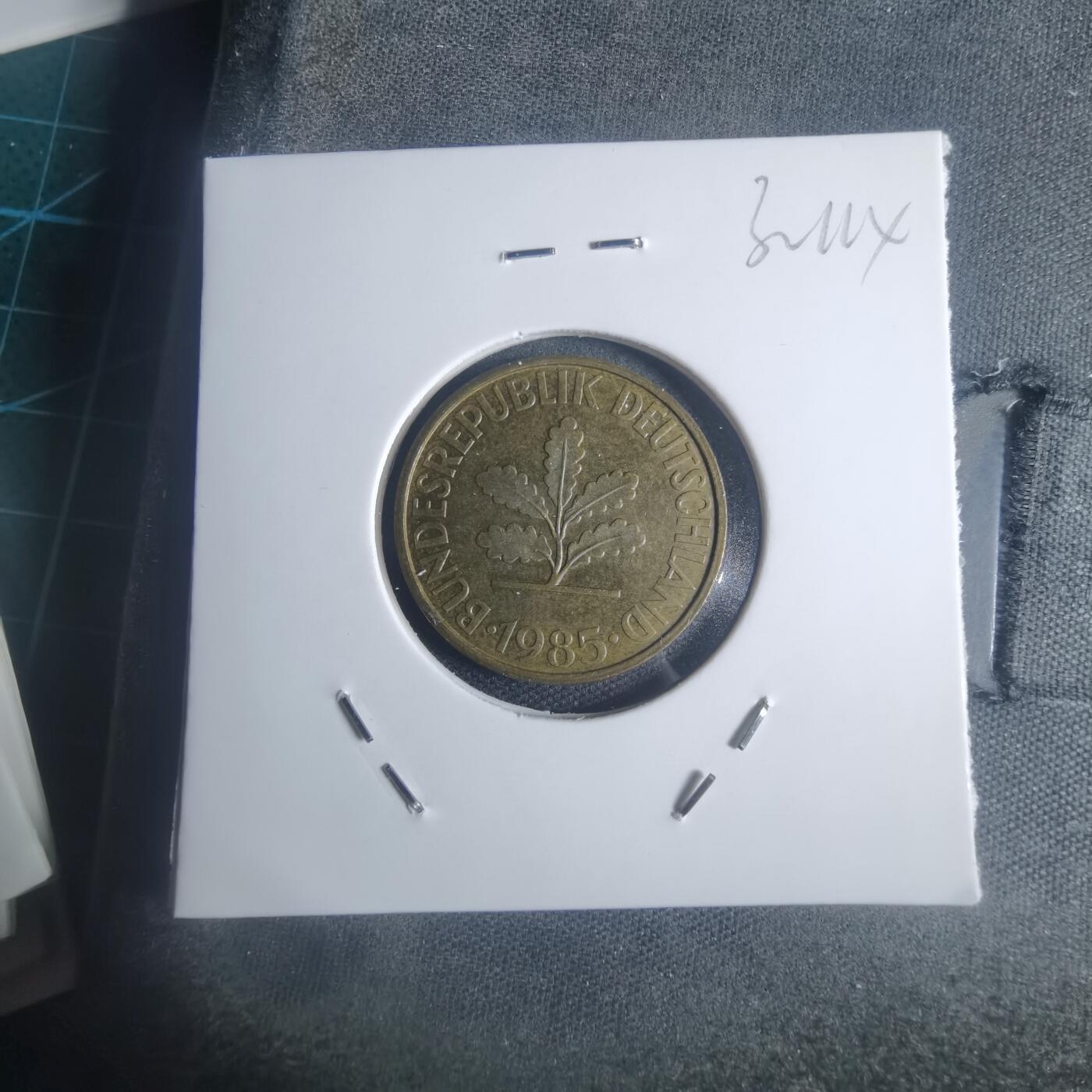 沼泽如烟--第932场 德国1985年10芬尼