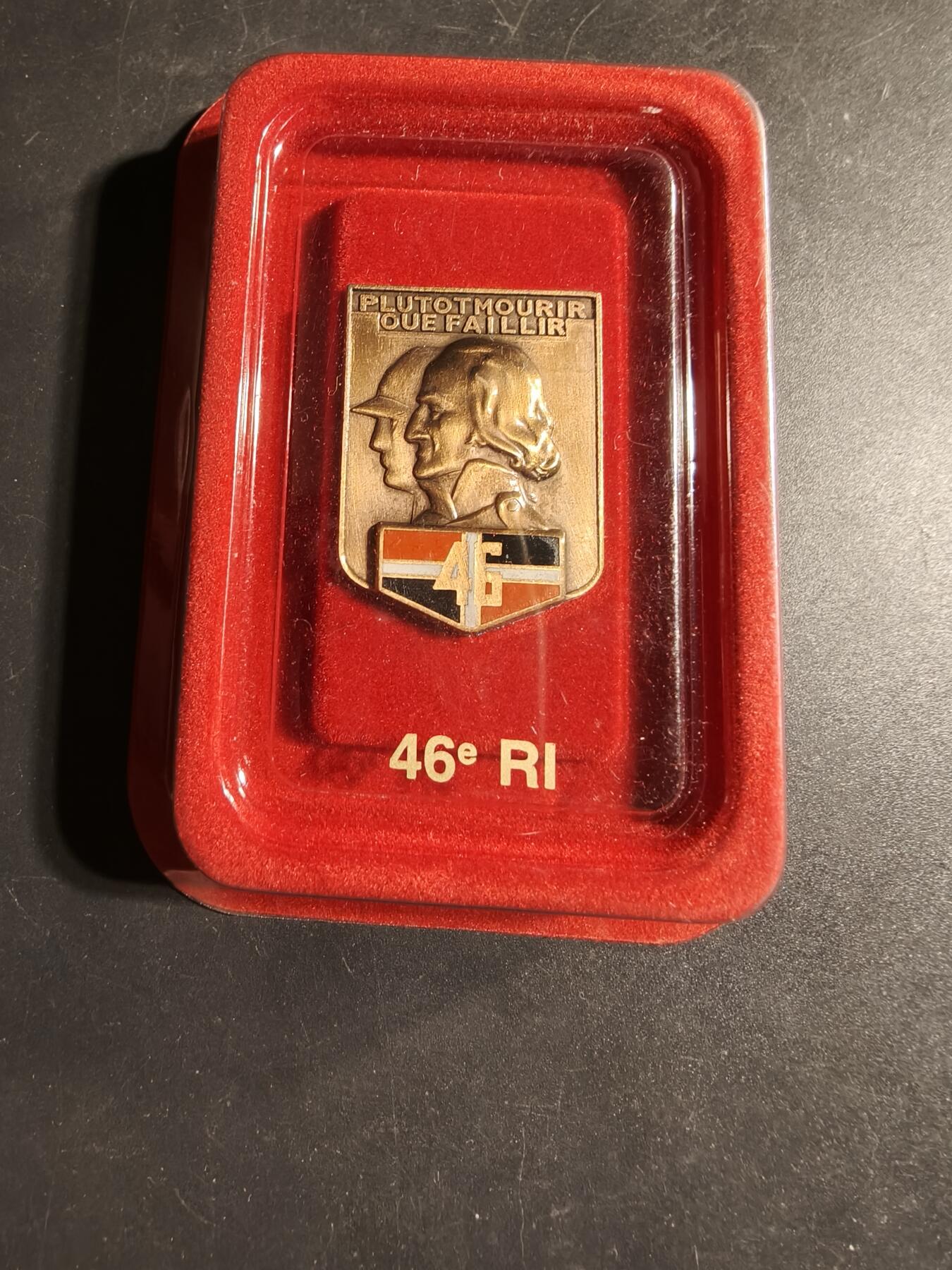 老王徽章第169期 法国第48步兵团证章     原盒