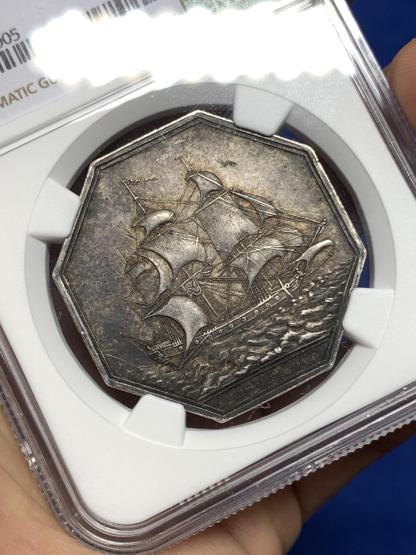 《竞宝斋》第447场 周日，周一，2场连拍 （全场包邮） NGC AU58 法国1818年皇家海运银质大八角代币，少见品种，出分不易