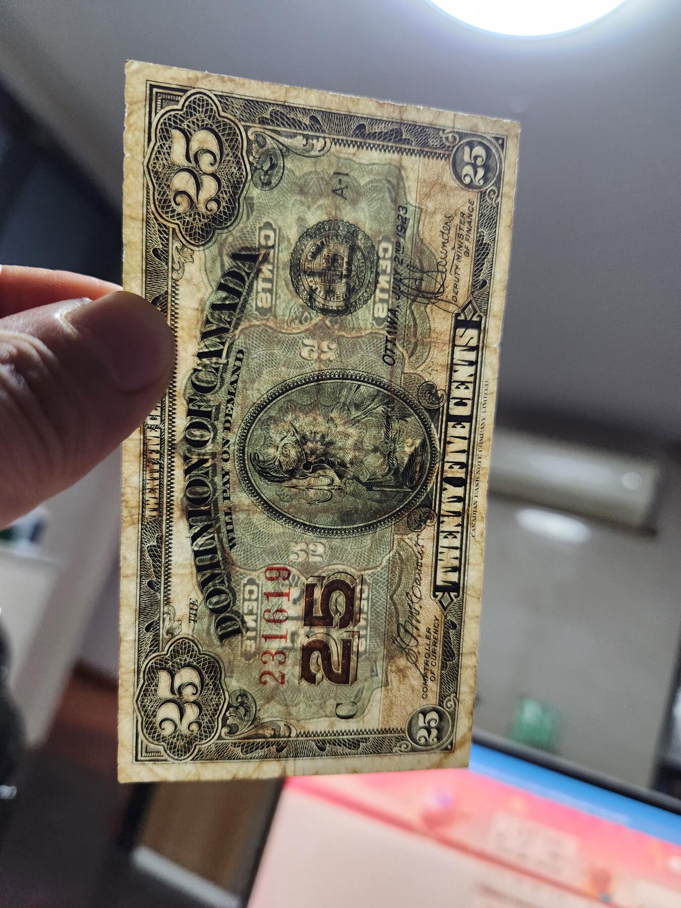 12月13号晚上8点 外国纸币自动截拍第72场 加拿大25分 旧品一对