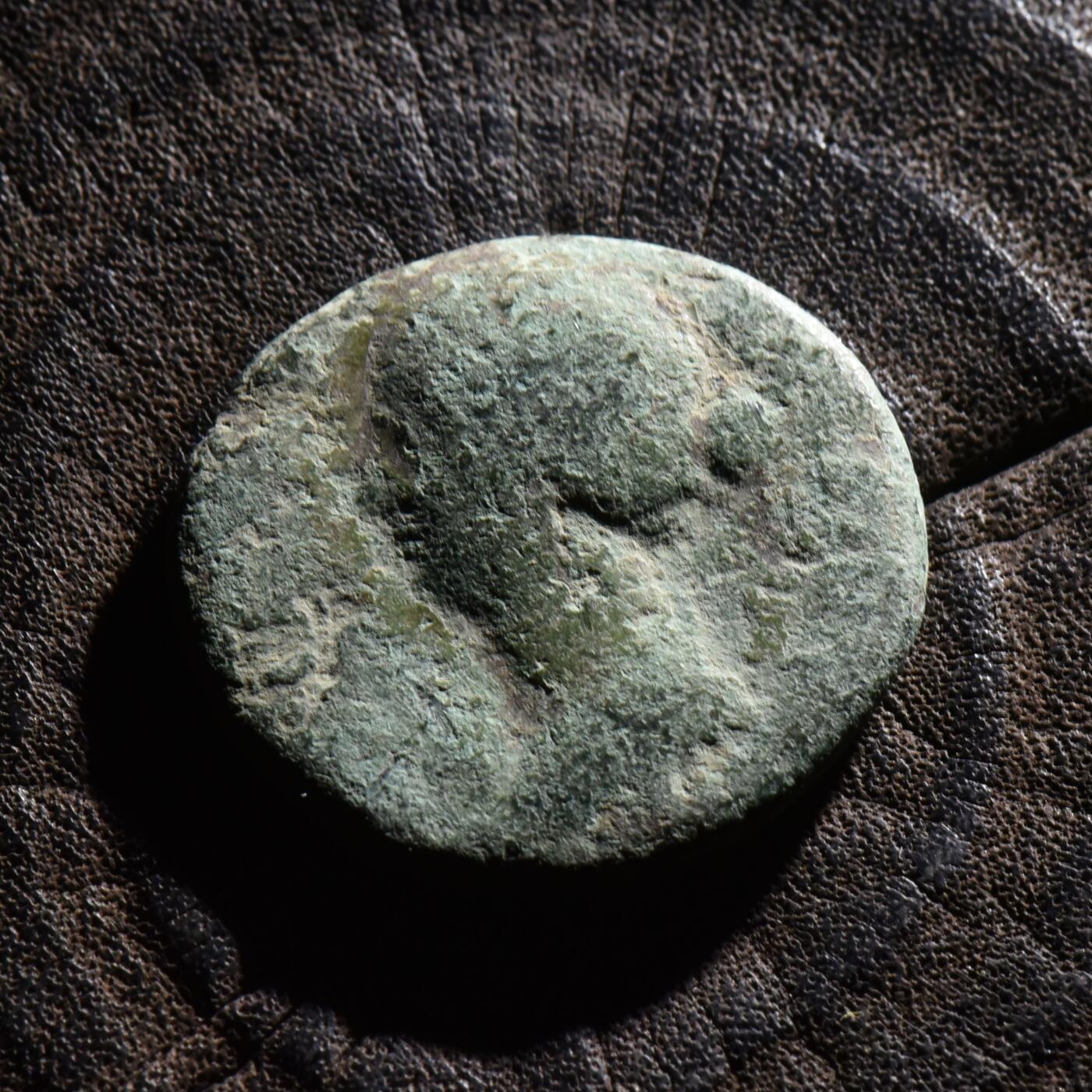 【良泉】【元旦直播场】1月1日晚19.30点开拍！208组西方古代钱币、日本朝鲜花钱 公元147-175年【古罗马】小福斯蒂娜【罕见面左版】阿斯铜币，8.33克