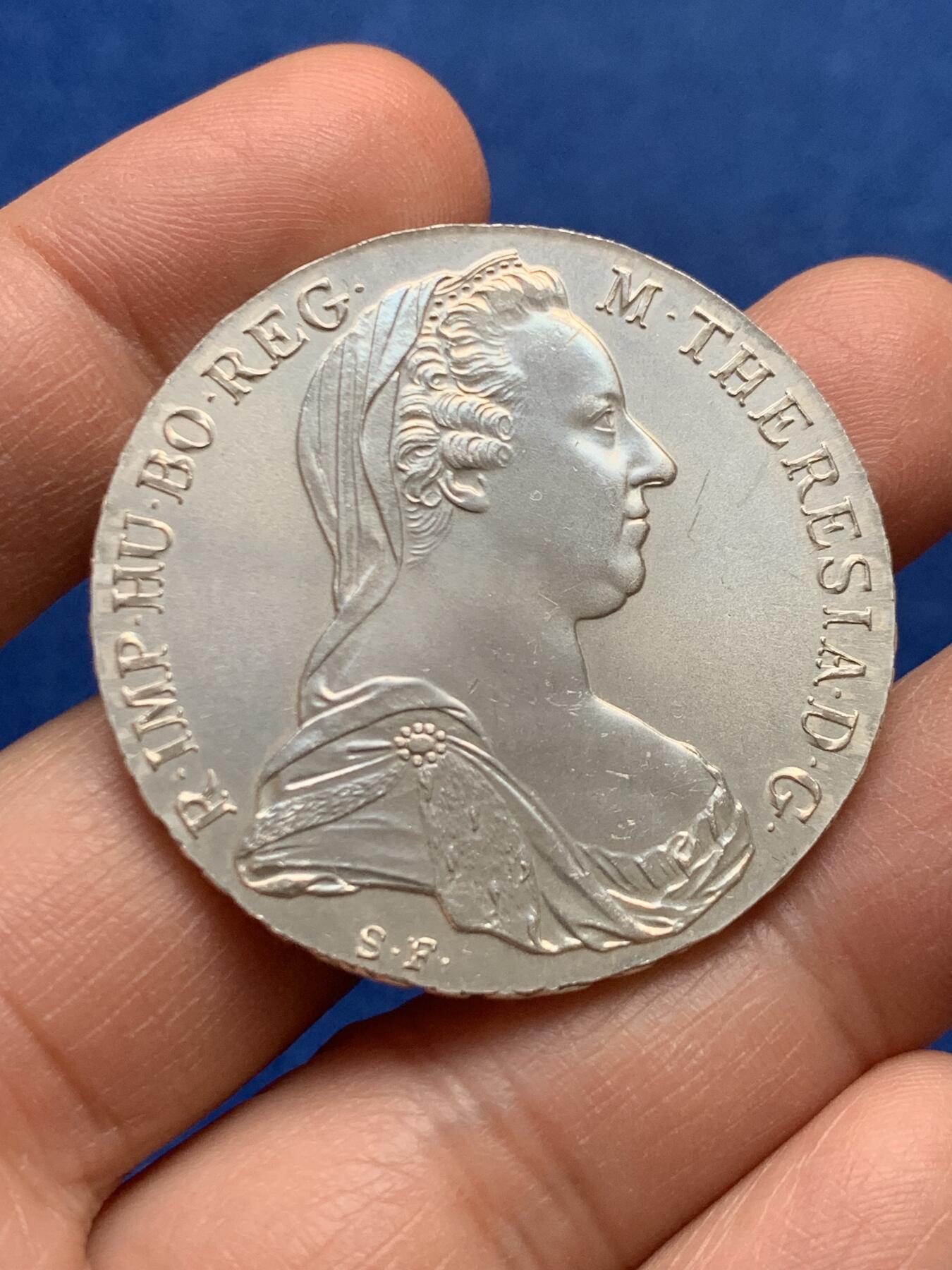 《竞宝斋》第447场 周日，周一，2场连拍 （全场包邮） 1780年奥匈帝国特蕾西亚大奶妈1泰勒银币 后铸版（28.3克 41mm 833银）