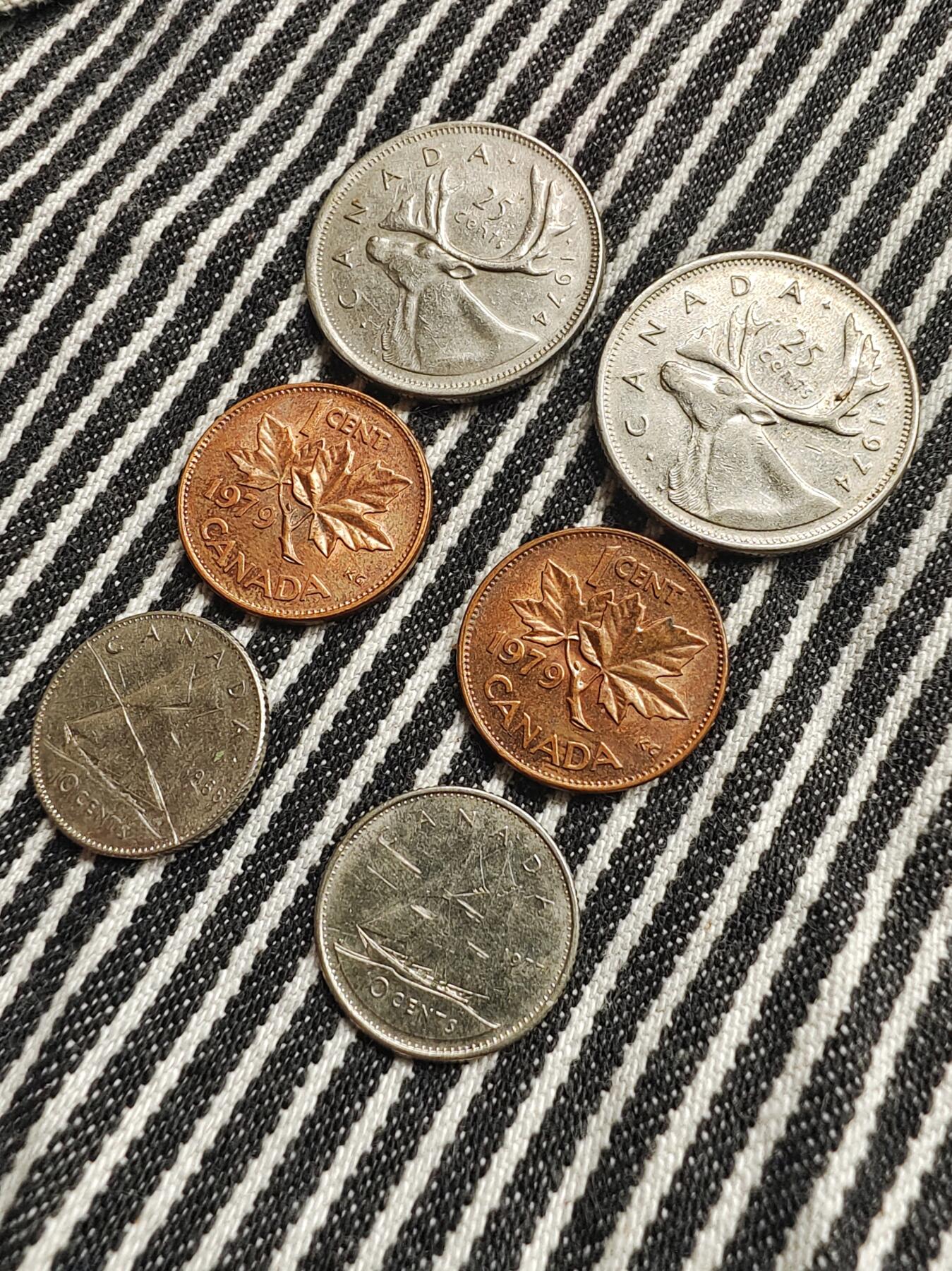 加拿大1分枫叶/10分帆船/25分驯鹿币4枚一组 分币 硬币 铜币 镍币 收藏  组一：1974/1979/1968 组二：1974/1979/1977