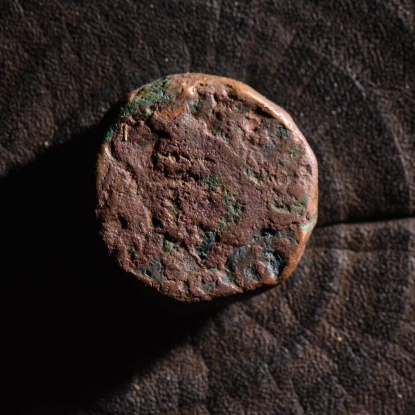 【良泉】【元旦直播场】1月1日晚19.30点开拍！208组西方古代钱币、日本朝鲜花钱 20.48克，16世纪【莫卧儿帝国】阿克巴大帝，大铜币