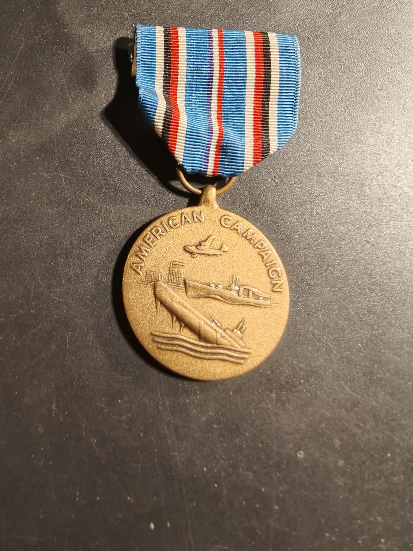 老王徽章第169期 美国二战美洲战区服役奖章