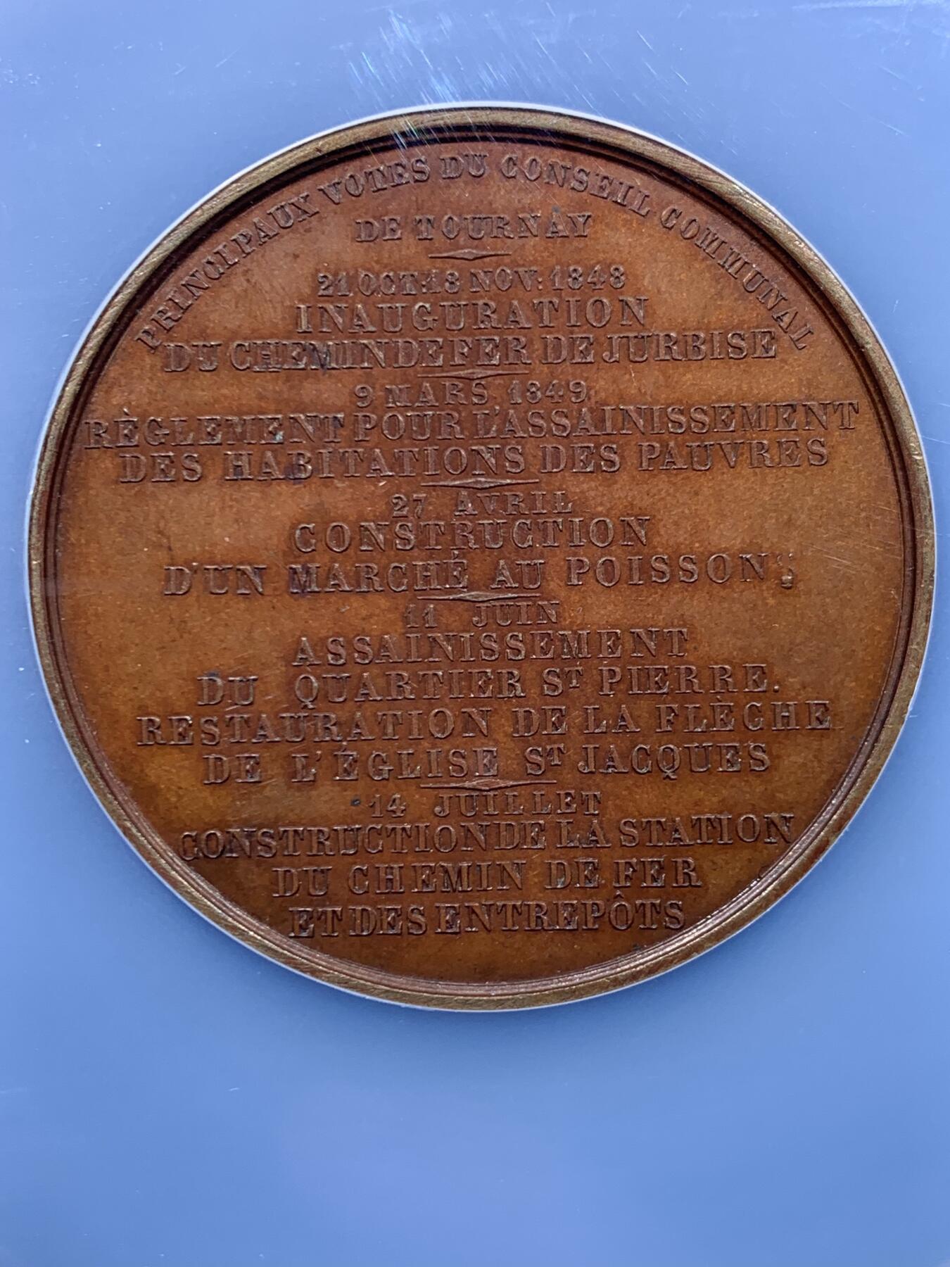 《竞宝斋》第447场 周日，周一，2场连拍 （全场包邮） NGC MS64BN 超高分 比利时图尔奈圣母大教堂铜章，加大盒装。