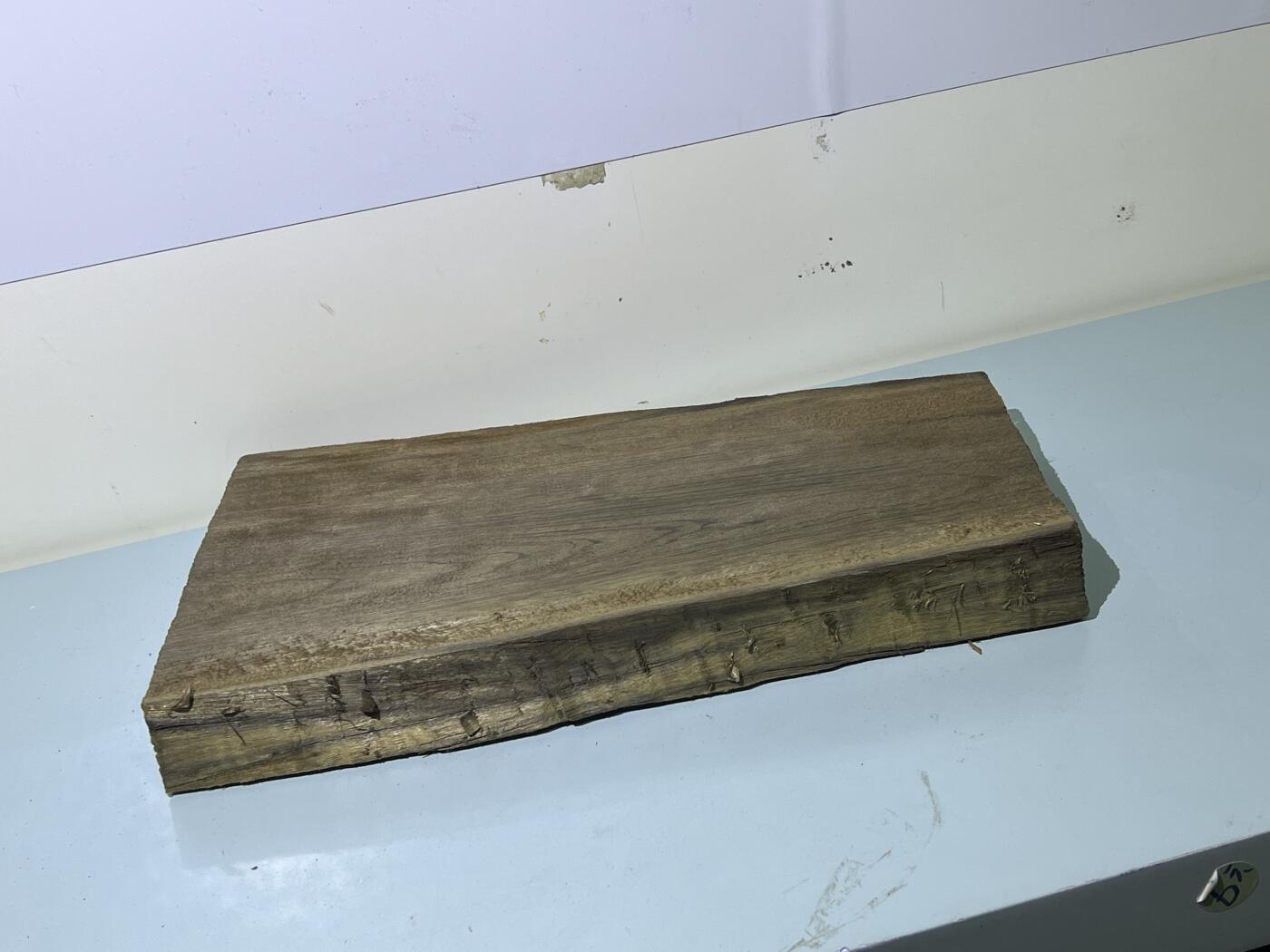 零元拍：B1-1 金丝楠 牌子料   满金丝 果香满满 尺寸：31/16/11.8CM。