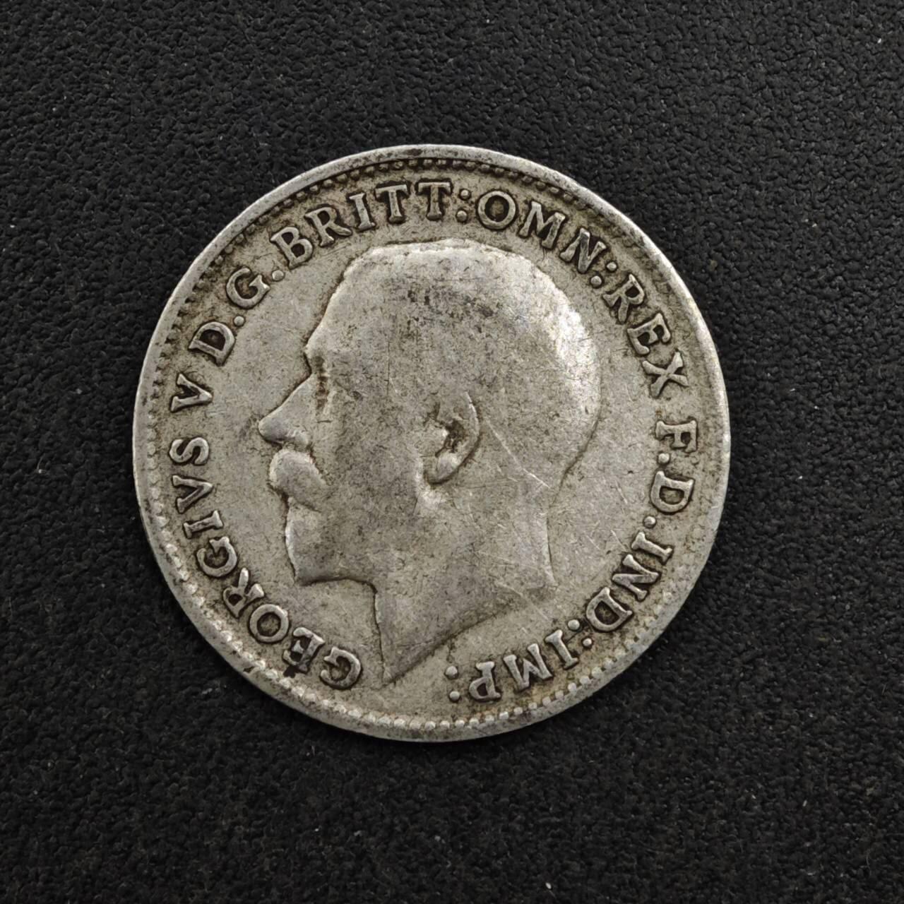 【淘币小摊】实时拍第八百二十七拍   散币场   满百包邮可预留二周 每周一统一发货   英国1918年乔治五世3便士银币